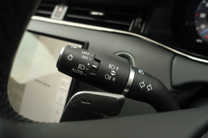 2024 (24) LAND ROVER RANGE ROVER EVOQUE 1.5 P270e Autobiography 5dr Auto 5195077