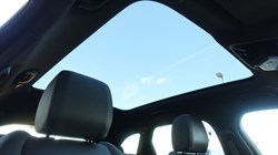 2023 (73) LAND ROVER RANGE ROVER VELAR 2.0 D200 MHEV Dynamic SE 5dr Auto 5255044