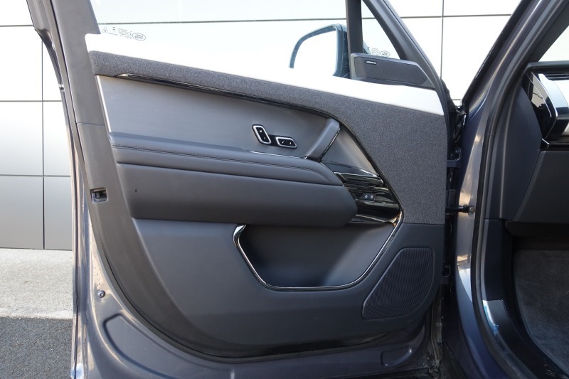 2024 (24) LAND ROVER RANGE ROVER SPORT 3.0 D300 Dynamic SE 5dr Auto 5261356