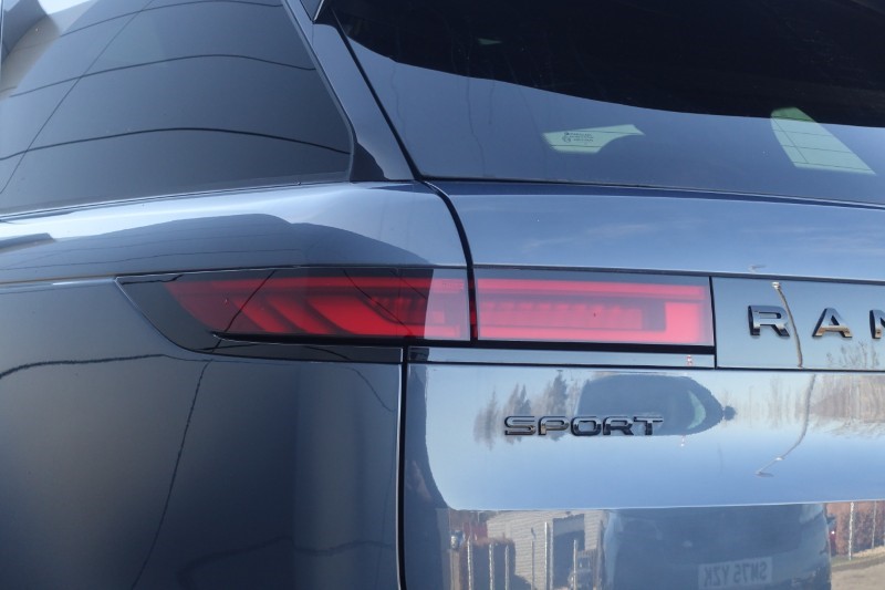 2024 (24) LAND ROVER RANGE ROVER SPORT 3.0 D300 Dynamic SE 5dr Auto 5261310