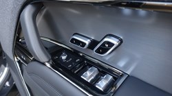 2024 (74) LAND ROVER RANGE ROVER SPORT 3.0 D300 Dynamic SE 5dr Auto 5221077