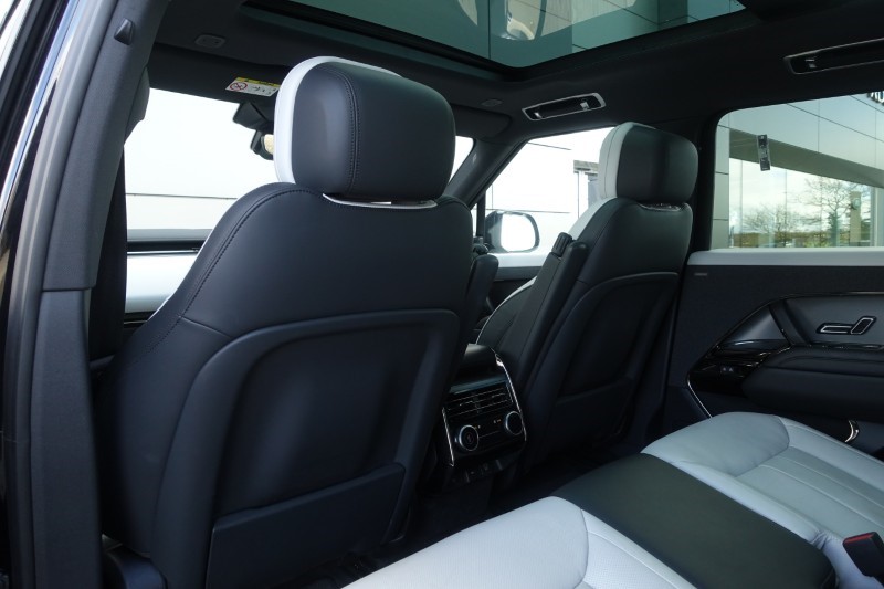 2024 (74) LAND ROVER RANGE ROVER SPORT 3.0 D300 Dynamic SE 5dr Auto 5221083