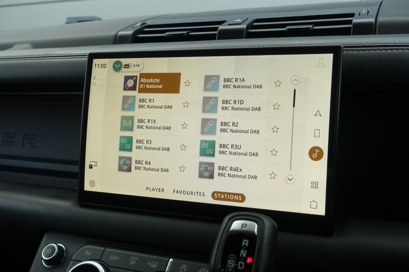 2024 (24) LAND ROVER DEFENDER 3.0 D300 X-Dynamic HSE 110 5dr Auto 5135430