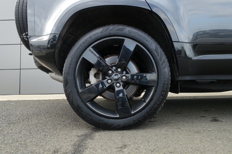 2024 (24) LAND ROVER DEFENDER 3.0 D300 X-Dynamic HSE 110 5dr Auto 5135415