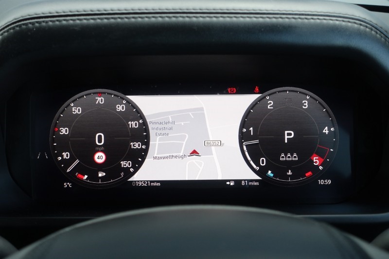 2024 (24) LAND ROVER DEFENDER 3.0 D300 X-Dynamic HSE 110 5dr Auto 5135405