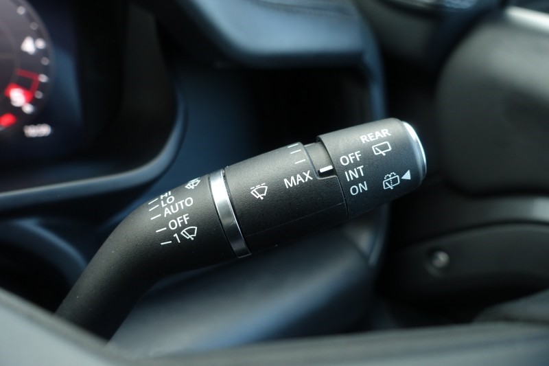 2024 (24) LAND ROVER DEFENDER 3.0 D300 X-Dynamic HSE 110 5dr Auto 5135426