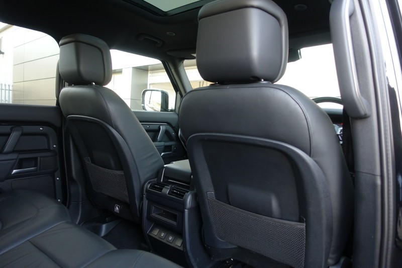 2025 (25) LAND ROVER DEFENDER 3.0 D350 X-Dynamic HSE 110 5dr Auto 5190223