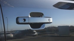 2025 (25) LAND ROVER DEFENDER 3.0 D350 X-Dynamic HSE 110 5dr Auto 5190189