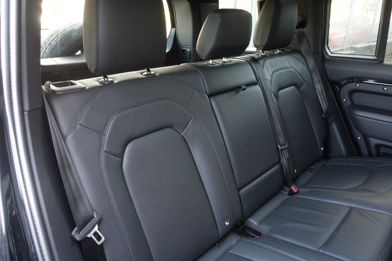 2025 (25) LAND ROVER DEFENDER 3.0 D350 X-Dynamic HSE 110 5dr Auto 5190224