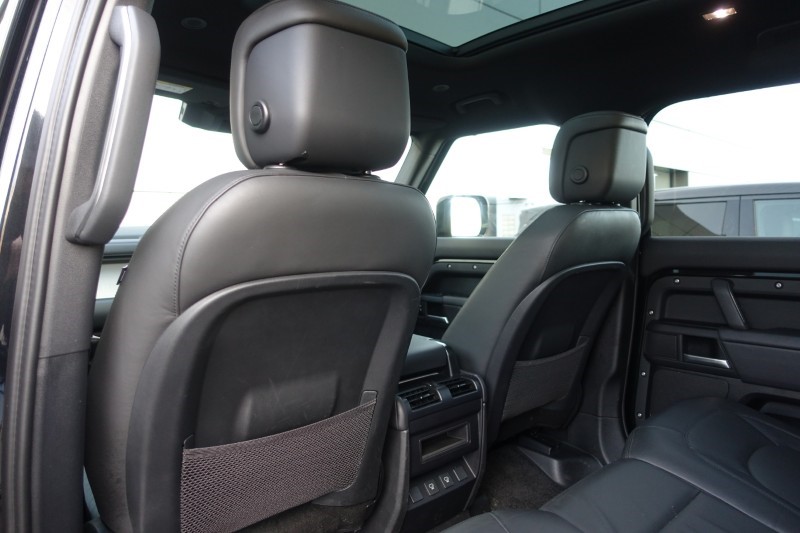 2025 (25) LAND ROVER DEFENDER 3.0 D350 X-Dynamic HSE 110 5dr Auto 5190227