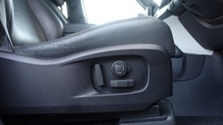 2025 (25) LAND ROVER DEFENDER 3.0 D350 X-Dynamic HSE 110 5dr Auto 5190218