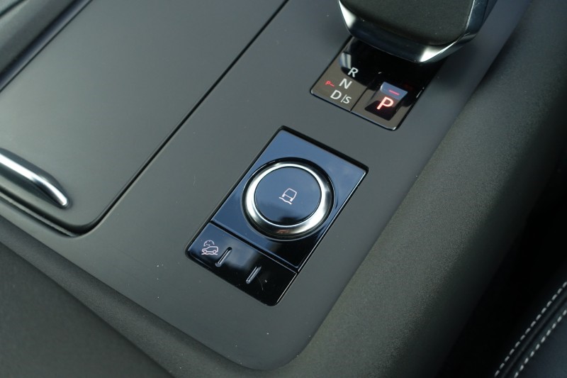 2023 (23) LAND ROVER DISCOVERY 3.0 D300 Metropolitan Edition 5dr Auto 5168226