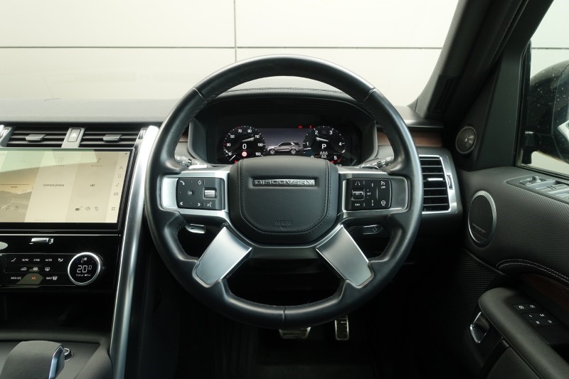 2023 (23) LAND ROVER DISCOVERY 3.0 D300 Metropolitan Edition 5dr Auto 5168192