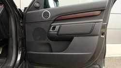 2023 (23) LAND ROVER DISCOVERY 3.0 D300 Metropolitan Edition 5dr Auto 5168232