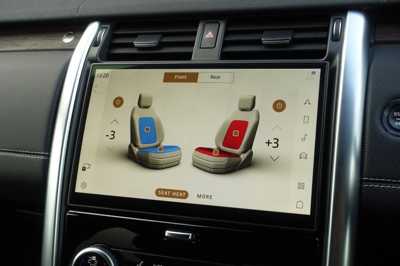 2023 (23) LAND ROVER DISCOVERY 3.0 D300 Metropolitan Edition 5dr Auto 5168220