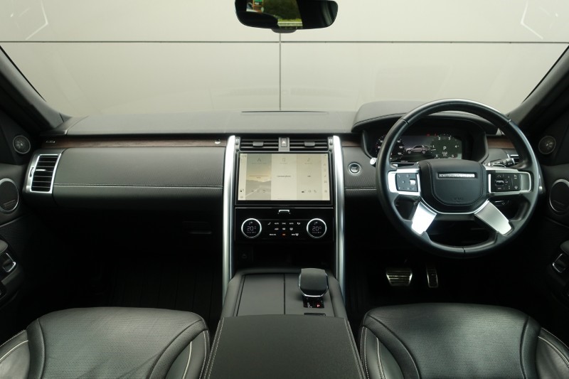 2023 (23) LAND ROVER DISCOVERY 3.0 D300 Metropolitan Edition 5dr Auto 5168186