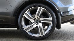 2023 (23) LAND ROVER DISCOVERY 3.0 D300 Metropolitan Edition 5dr Auto 5168207