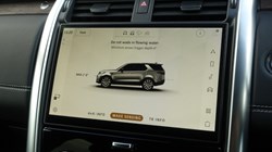 2023 (23) LAND ROVER DISCOVERY 3.0 D300 Metropolitan Edition 5dr Auto 5168223