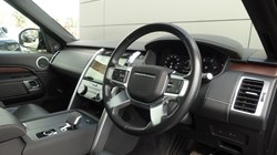 2023 (23) LAND ROVER DISCOVERY 3.0 D300 Metropolitan Edition 5dr Auto 5168227