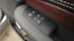 2023 (23) LAND ROVER DISCOVERY 3.0 D300 Metropolitan Edition 5dr Auto 5168234