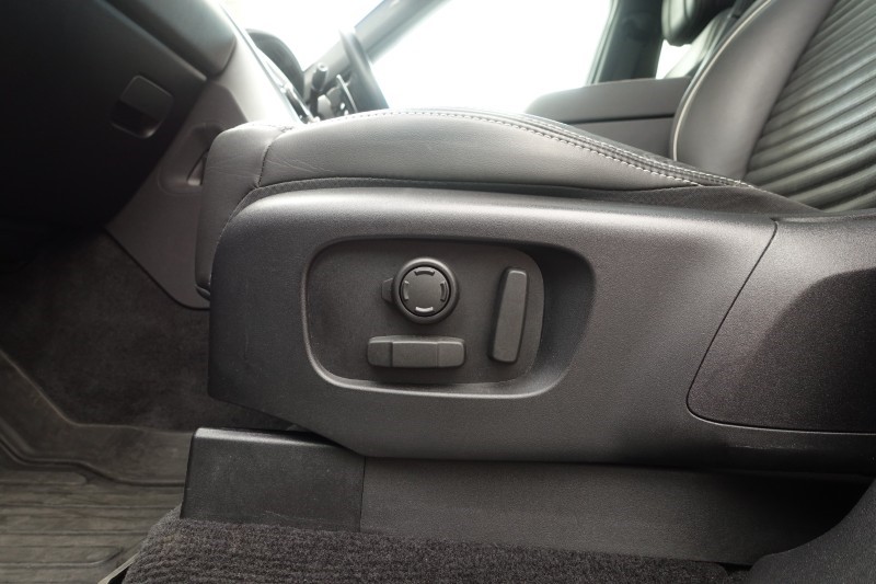 2023 (23) LAND ROVER DISCOVERY 3.0 D300 Metropolitan Edition 5dr Auto 5168245