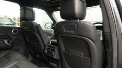 2023 (23) LAND ROVER DISCOVERY 3.0 D300 Metropolitan Edition 5dr Auto 5168237