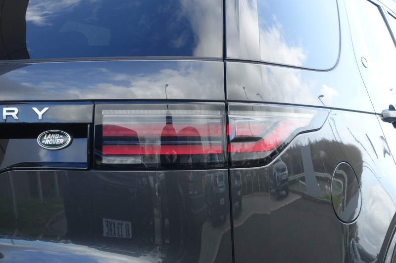 2023 (23) LAND ROVER DISCOVERY 3.0 D300 Metropolitan Edition 5dr Auto 5168204