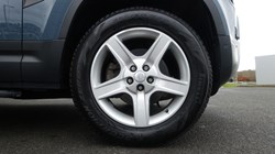 2023 (23) LAND ROVER COMMERCIAL DEFENDER 3.0 D250 Hard Top SE Auto 5147709