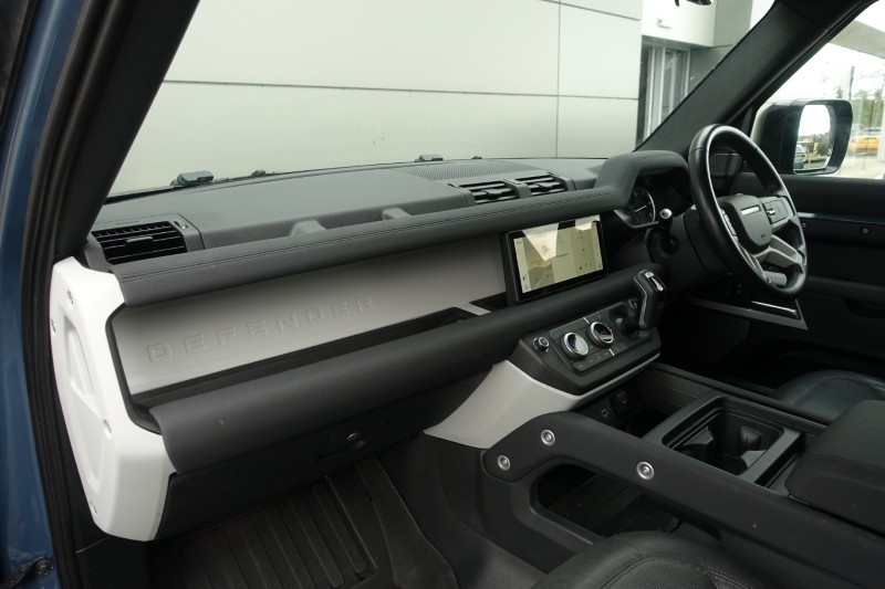 2023 (23) LAND ROVER COMMERCIAL DEFENDER 3.0 D250 Hard Top SE Auto 5147750