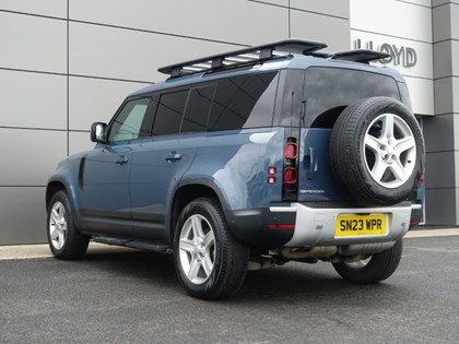 2023 (23) LAND ROVER COMMERCIAL DEFENDER 3.0 D250 Hard Top SE Auto