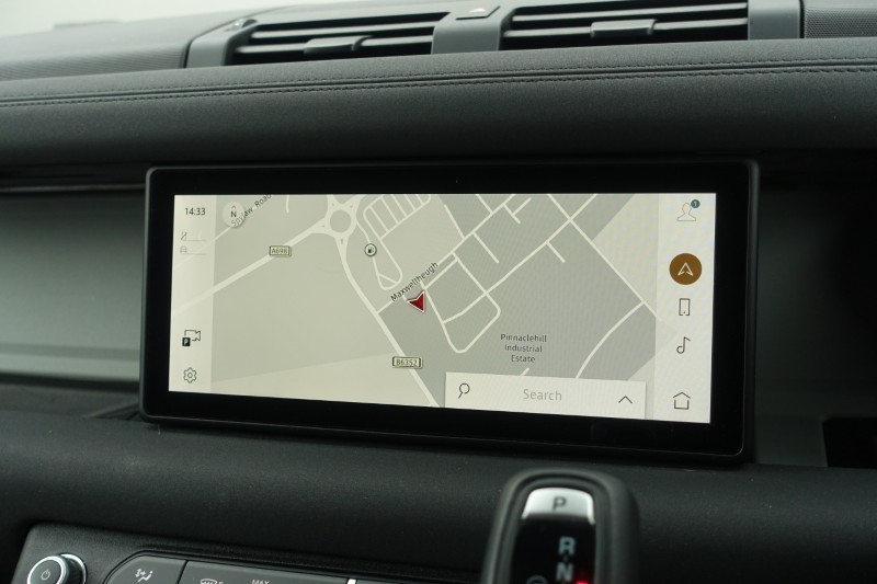 2023 (23) LAND ROVER COMMERCIAL DEFENDER 3.0 D250 Hard Top SE Auto 5147712