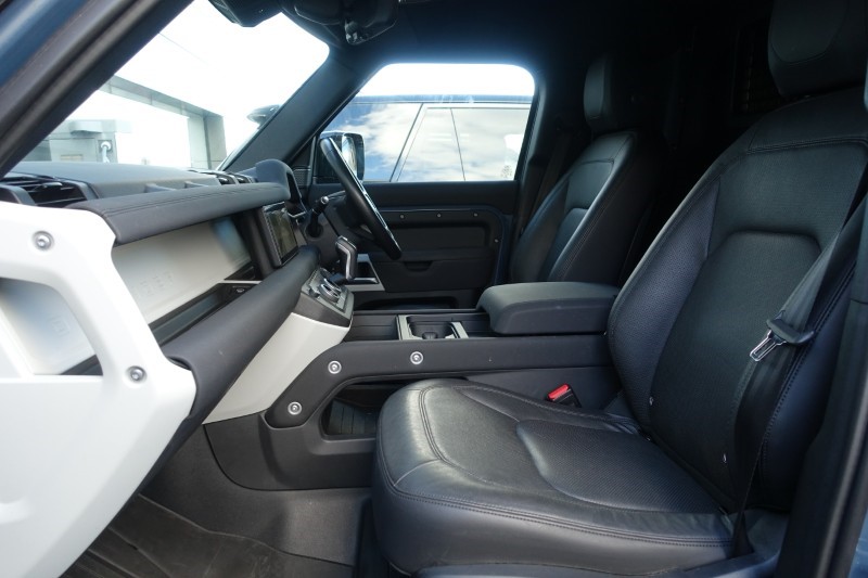 2023 (23) LAND ROVER COMMERCIAL DEFENDER 3.0 D250 Hard Top SE Auto 5147704