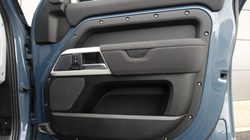 2023 (23) LAND ROVER COMMERCIAL DEFENDER 3.0 D250 Hard Top SE Auto 5147746