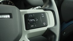 2023 (23) LAND ROVER COMMERCIAL DEFENDER 3.0 D250 Hard Top SE Auto 5147734