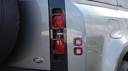 2023 (23) LAND ROVER COMMERCIAL DEFENDER 3.0 D250 Hard Top SE Auto 5134903