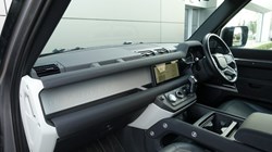 2023 (23) LAND ROVER COMMERCIAL DEFENDER 3.0 D250 Hard Top SE Auto 5134913