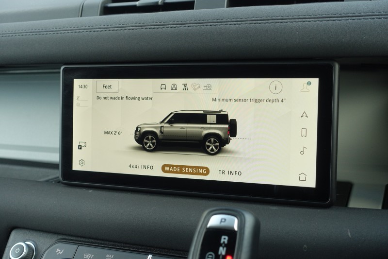 2023 (23) LAND ROVER COMMERCIAL DEFENDER 3.0 D250 Hard Top SE Auto 5134926