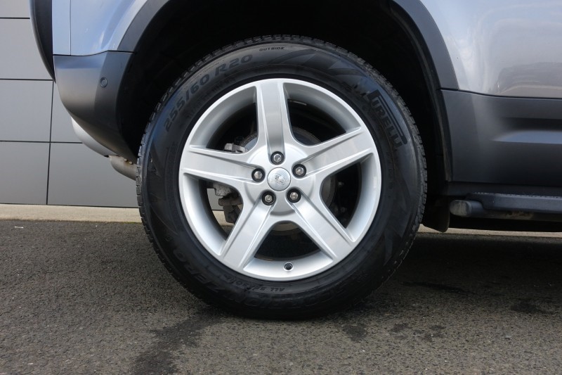 2023 (23) LAND ROVER COMMERCIAL DEFENDER 3.0 D250 Hard Top SE Auto 5134902