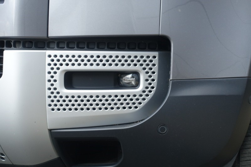 2023 (23) LAND ROVER COMMERCIAL DEFENDER 3.0 D250 Hard Top SE Auto 5134910