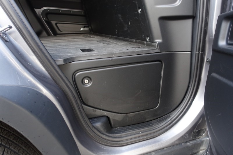 2023 (23) LAND ROVER COMMERCIAL DEFENDER 3.0 D250 Hard Top SE Auto 5134931