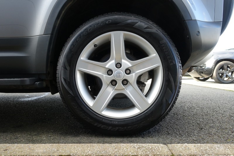 2023 (23) LAND ROVER COMMERCIAL DEFENDER 3.0 D250 Hard Top SE Auto 5134906