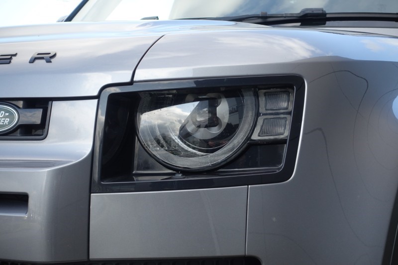 2023 (23) LAND ROVER COMMERCIAL DEFENDER 3.0 D250 Hard Top SE Auto 5134909