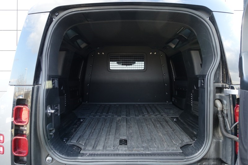 2023 (23) LAND ROVER COMMERCIAL DEFENDER 3.0 D250 Hard Top SE Auto 5134885