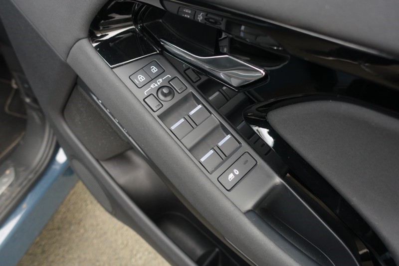 2023 (73) LAND ROVER RANGE ROVER EVOQUE 1.5 P300e Dynamic SE 5dr Auto 5118119