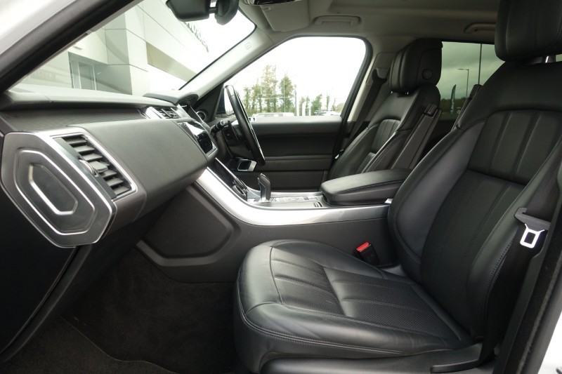 2022 (22) LAND ROVER RANGE ROVER SPORT 3.0 D250 HSE 5dr Auto 5179375