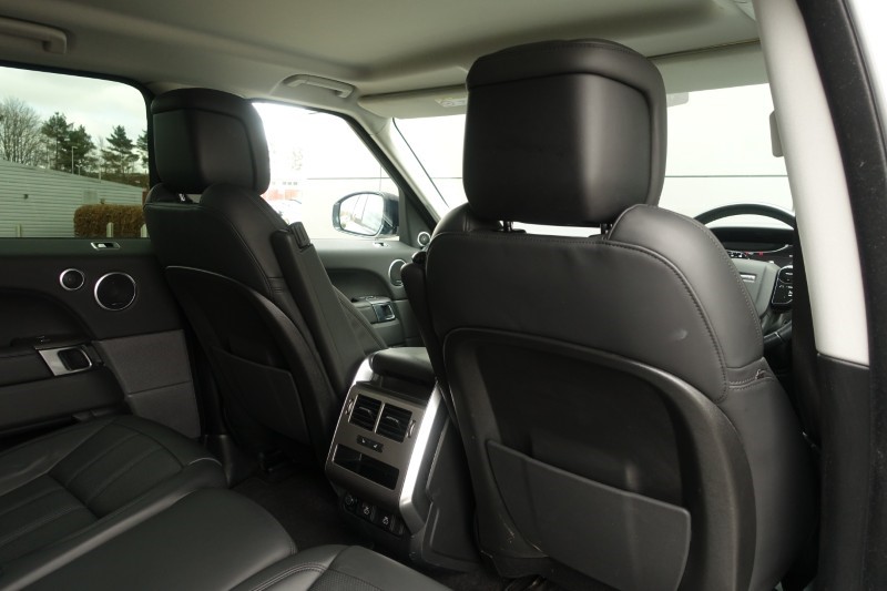 2022 (22) LAND ROVER RANGE ROVER SPORT 3.0 D250 HSE 5dr Auto 5179424