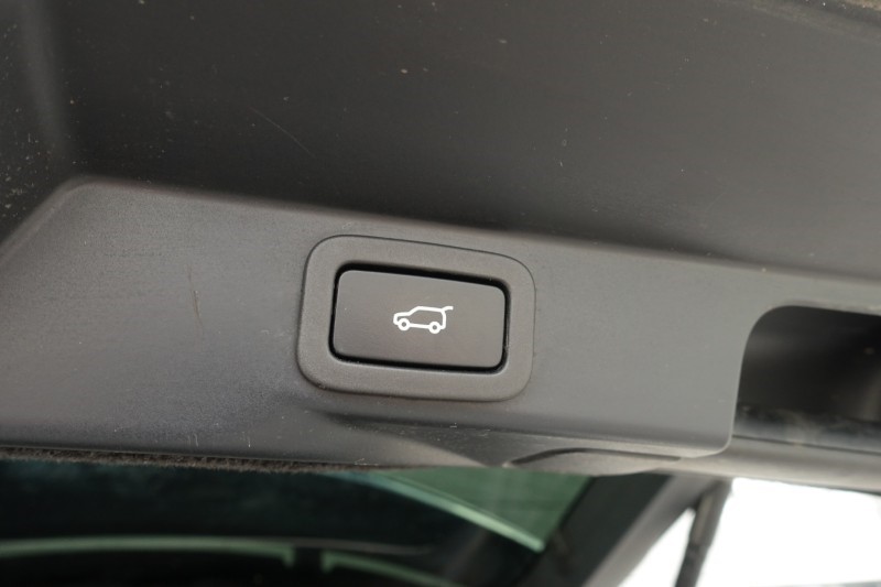 2022 (22) LAND ROVER RANGE ROVER SPORT 3.0 D250 HSE 5dr Auto 5179405