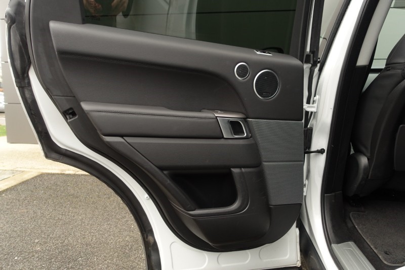 2022 (22) LAND ROVER RANGE ROVER SPORT 3.0 D250 HSE 5dr Auto 5179427