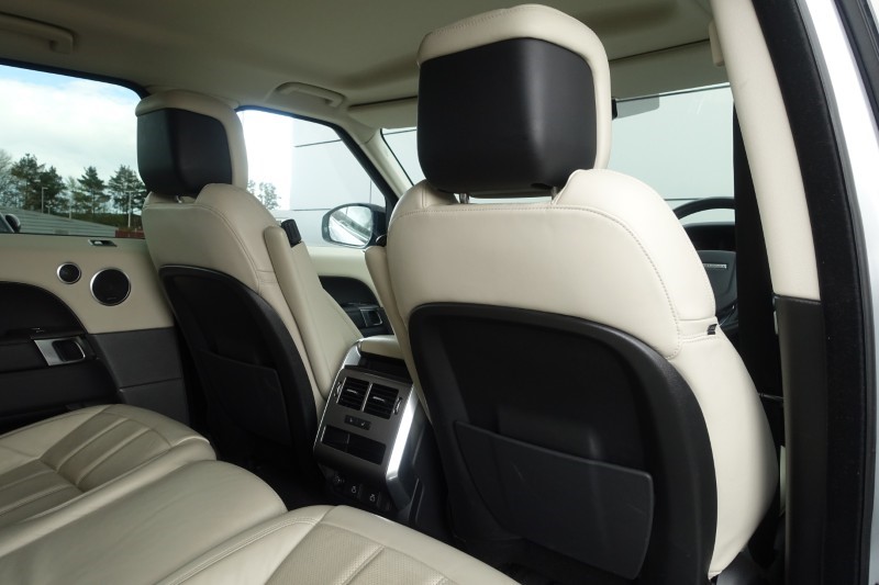 2022 (22) LAND ROVER RANGE ROVER SPORT 3.0 D250 HSE 5dr Auto 5285301