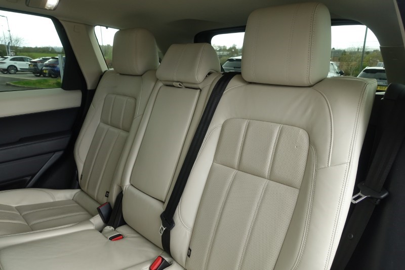 2022 (22) LAND ROVER RANGE ROVER SPORT 3.0 D250 HSE 5dr Auto 5285306